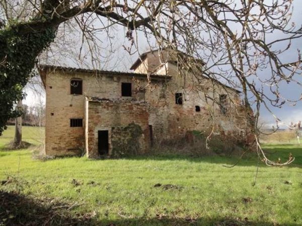 casa indipendente in vendita a Gambassi Terme in zona Castagno