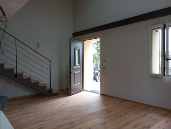 casa indipendente in vendita a Gambassi Terme in zona Varna