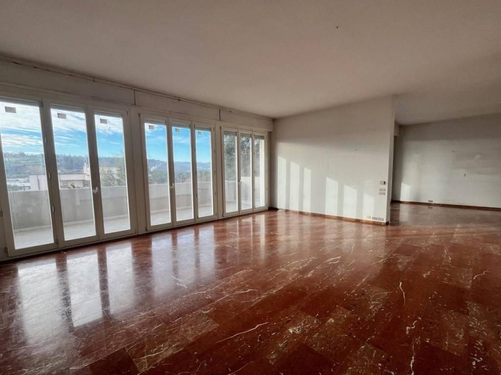 appartamento in vendita a Gambassi Terme in zona Badia a Cerreto