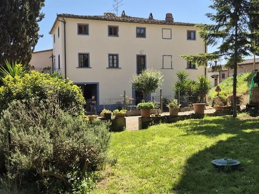 casa indipendente in vendita a Gambassi Terme