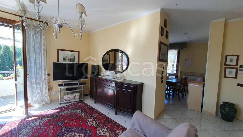 appartamento in vendita a Gambassi Terme