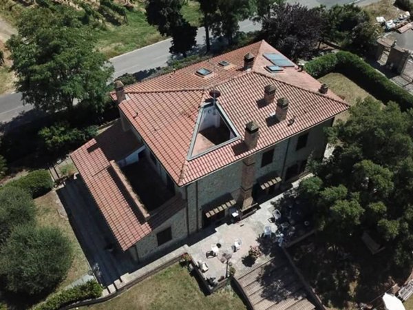 casa indipendente in vendita a Gambassi Terme