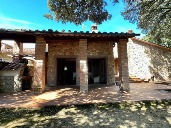 casa indipendente in vendita a Gambassi Terme