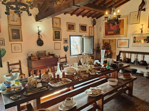 intera palazzina in vendita a Gambassi Terme