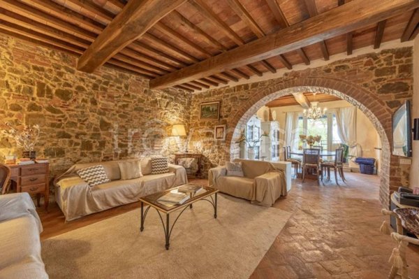 casa indipendente in vendita a Gambassi Terme