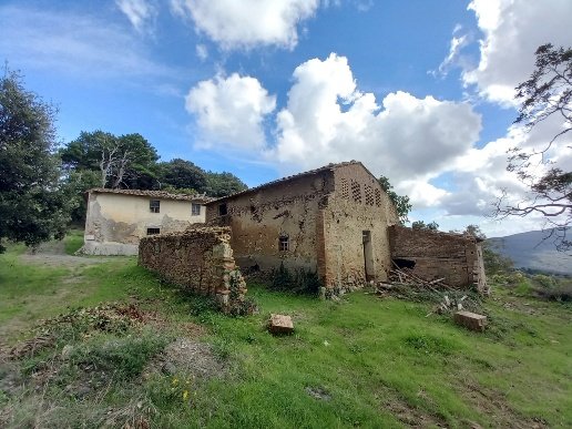 casa indipendente in vendita a Gambassi Terme