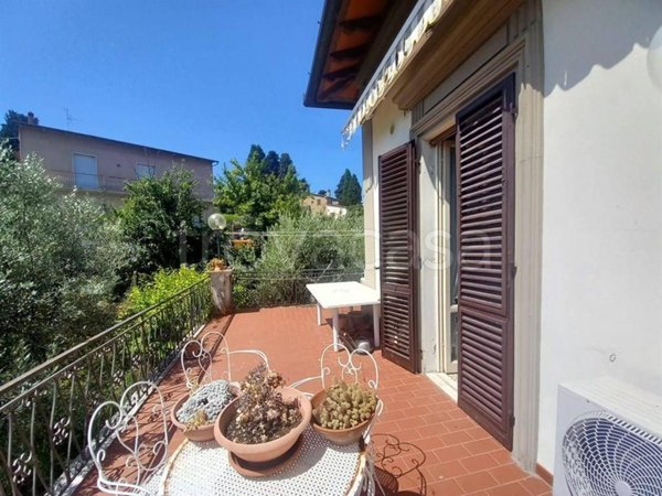 casa indipendente in vendita a Gambassi Terme