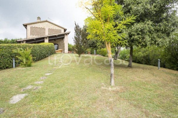 pentavano in vendita a Gambassi Terme