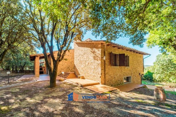 casa indipendente in vendita a Gambassi Terme