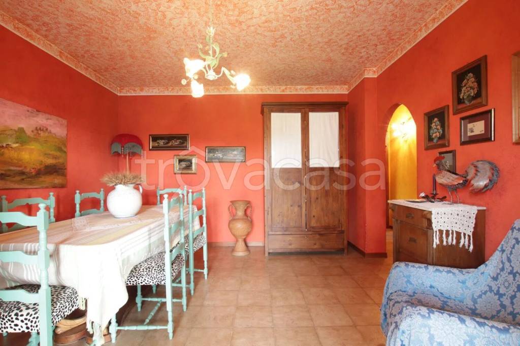 casa indipendente in vendita a Gambassi Terme in zona Varna