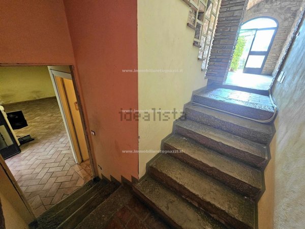 appartamento in vendita a Gambassi Terme