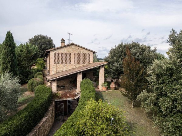 casa indipendente in vendita a Gambassi Terme