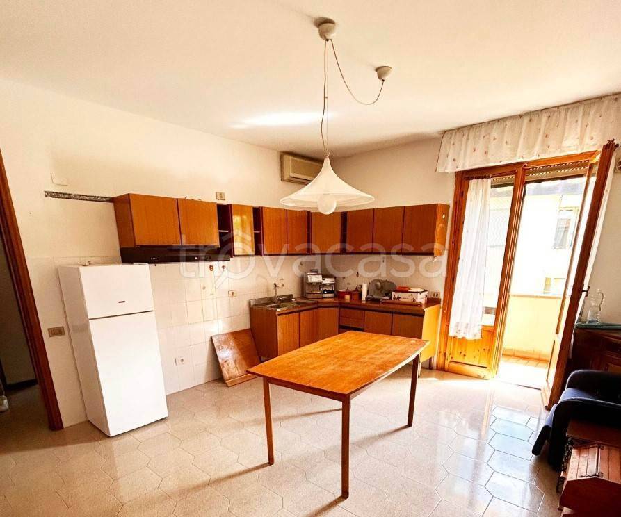 appartamento in vendita a Gambassi Terme in zona Badia a Cerreto