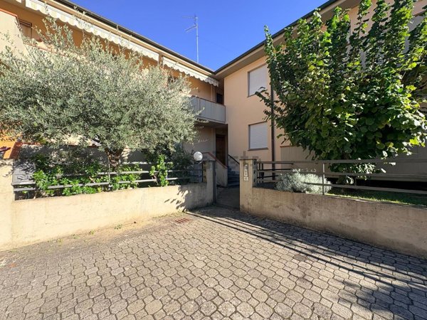 appartamento in vendita a Gambassi Terme in zona Badia a Cerreto