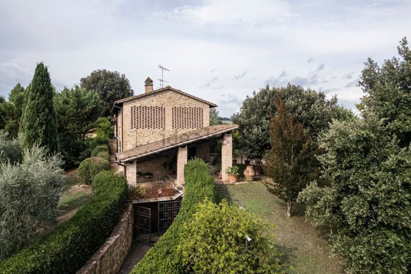 casa indipendente in vendita a Gambassi Terme