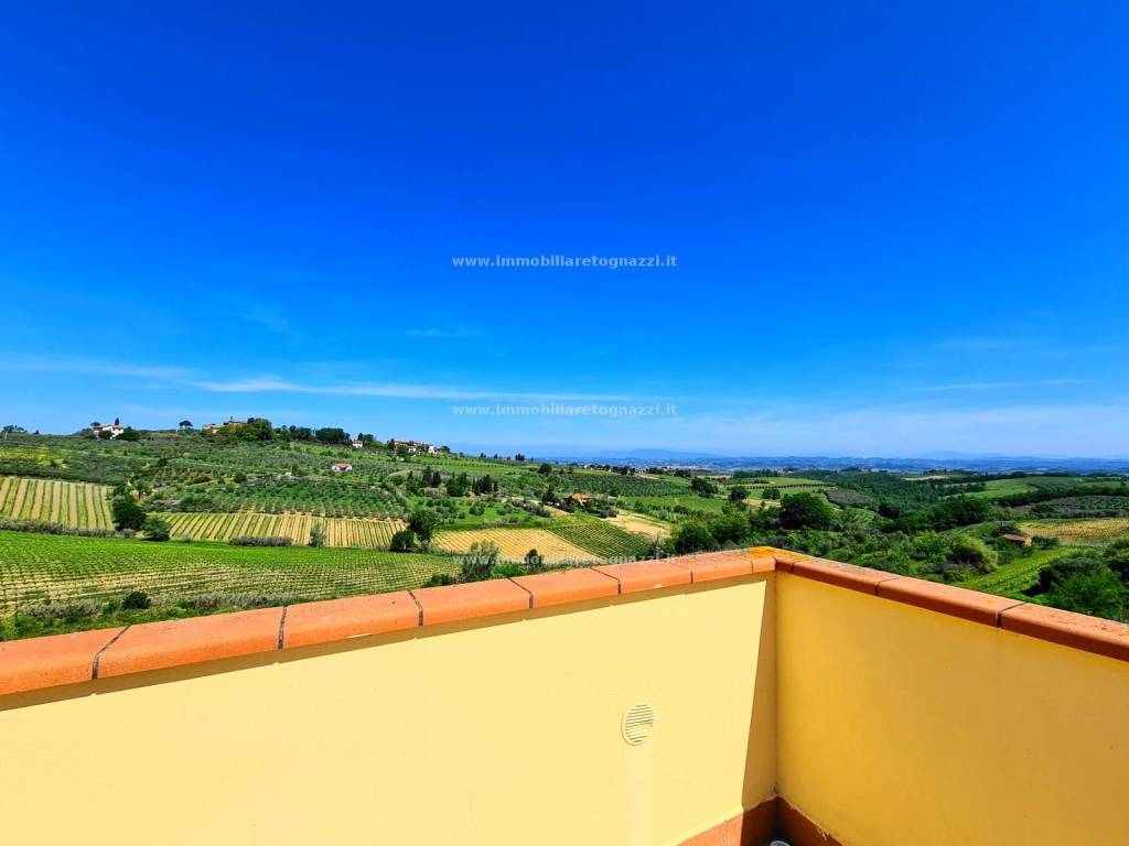 intera palazzina in vendita a Gambassi Terme