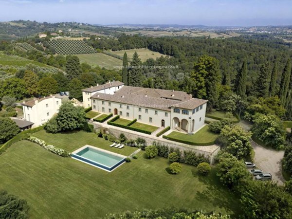 casa indipendente in vendita a Gambassi Terme