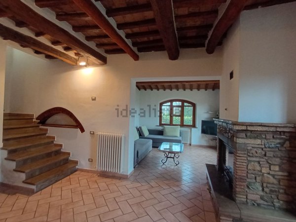 casa indipendente in vendita a Gambassi Terme