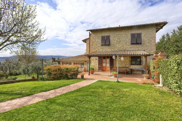 casa indipendente in vendita a Gambassi Terme