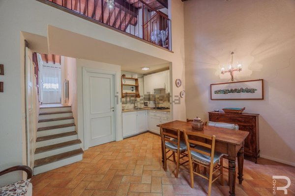 casa indipendente in vendita a Gambassi Terme