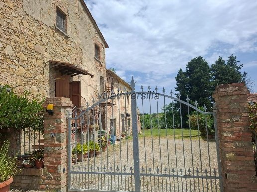 casa indipendente in vendita a Gambassi Terme