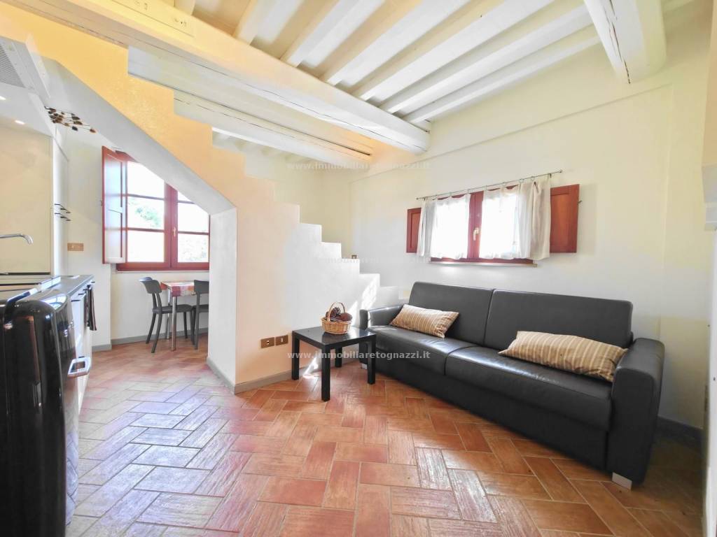 appartamento in vendita a Gambassi Terme