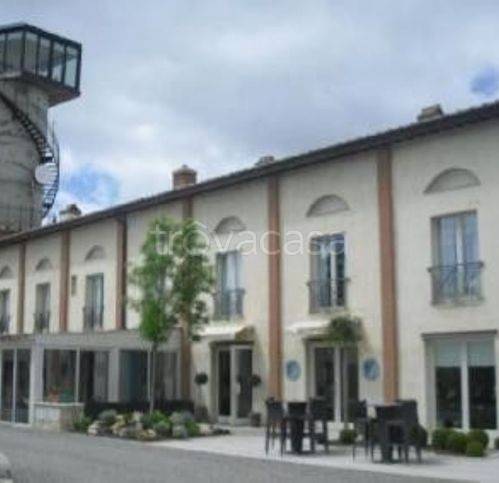 negozio in vendita a Gambassi Terme in zona Montignoso