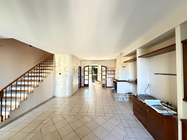 casa indipendente in vendita a Gambassi Terme