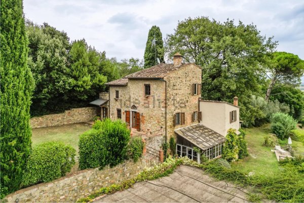 casa indipendente in vendita a Gambassi Terme