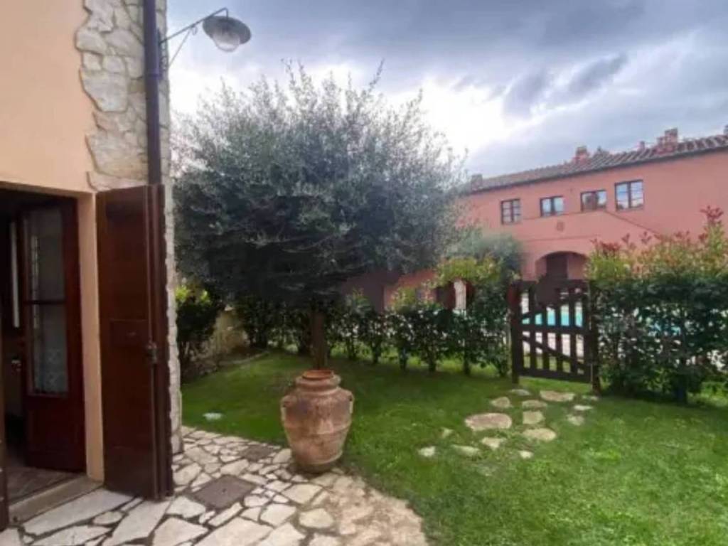 appartamento in vendita a Gambassi Terme