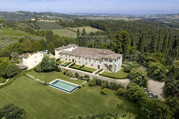 casa indipendente in vendita a Gambassi Terme in zona Badia a Cerreto