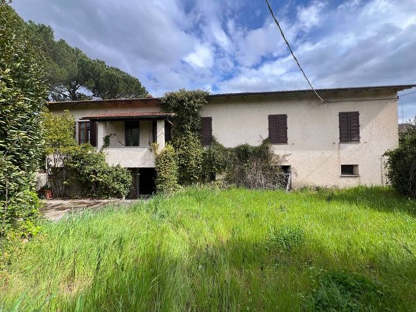 casa indipendente in vendita a Gambassi Terme