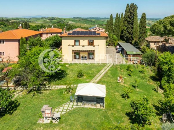 casa indipendente in vendita a Gambassi Terme