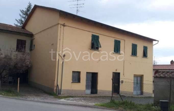 appartamento in vendita a Gambassi Terme in zona Badia a Cerreto