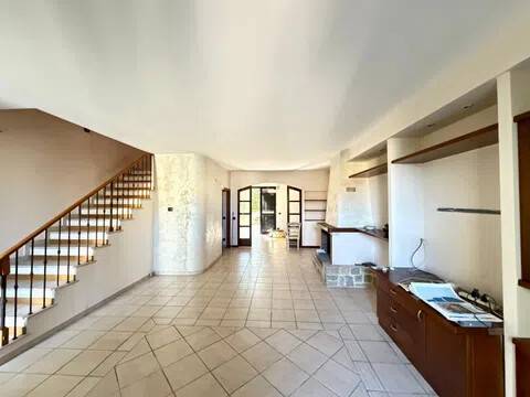 casa indipendente in vendita a Gambassi Terme
