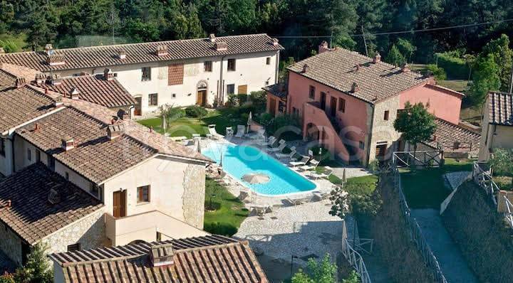 appartamento in vendita a Gambassi Terme in zona Montignoso