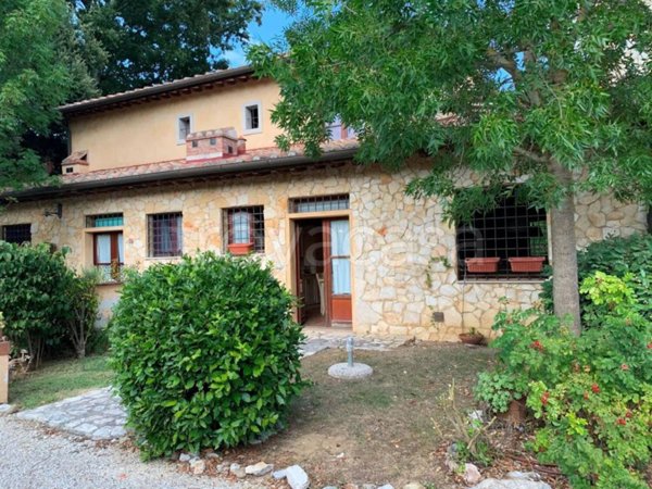 appartamento in vendita a Gambassi Terme in zona Montignoso