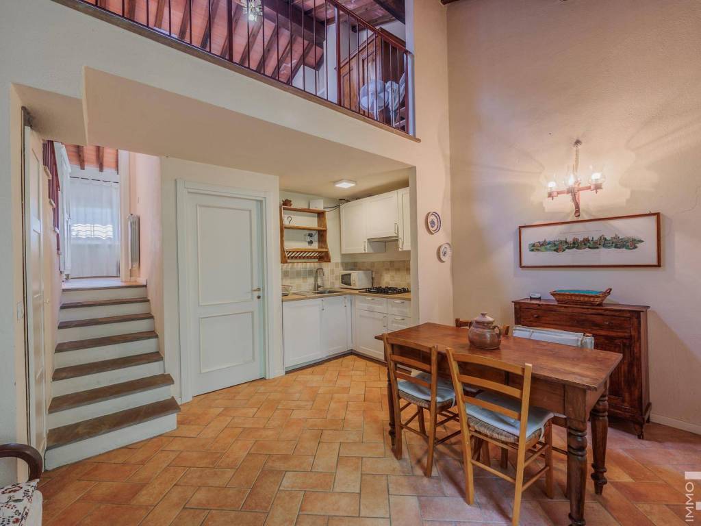 casa indipendente in vendita a Gambassi Terme in zona Castagno