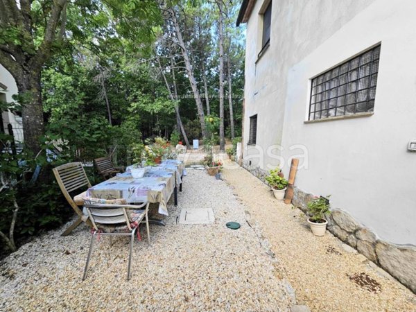 casa indipendente in vendita a Gambassi Terme in zona Castagno