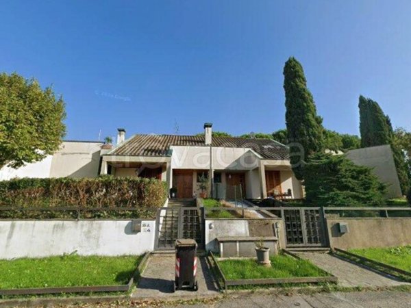 negozio in vendita a Gambassi Terme