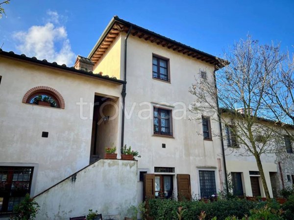 appartamento in vendita a Gambassi Terme in zona Montignoso