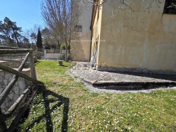 appartamento in vendita a Gambassi Terme