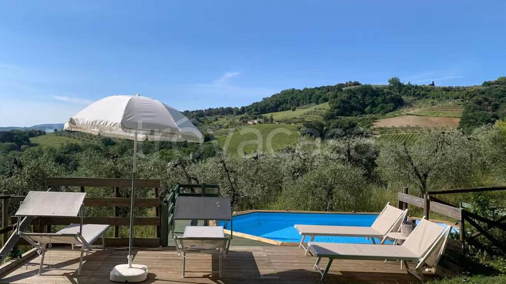 casa indipendente in vendita a Gambassi Terme