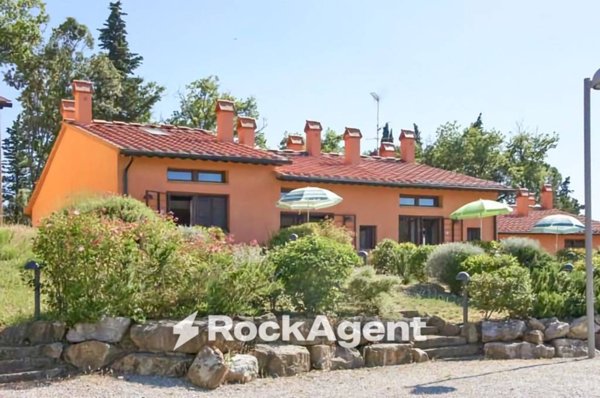 casa indipendente in vendita a Gambassi Terme