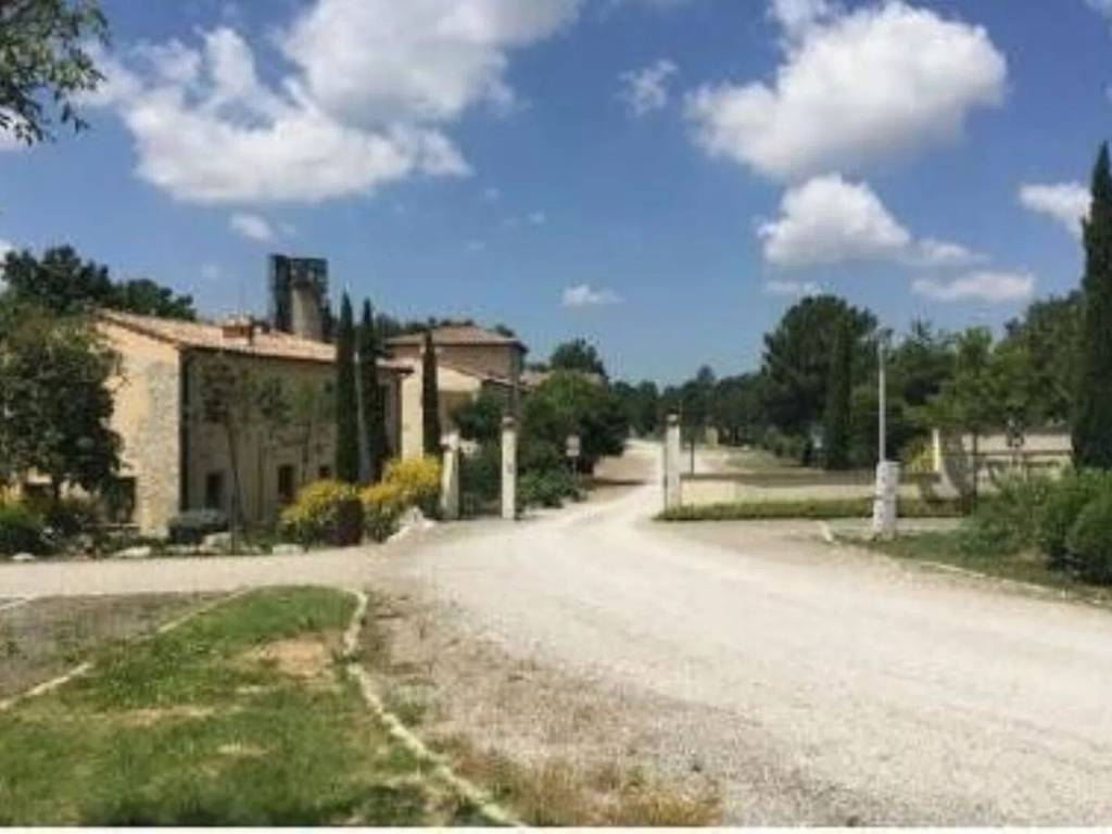 intera palazzina in vendita a Gambassi Terme