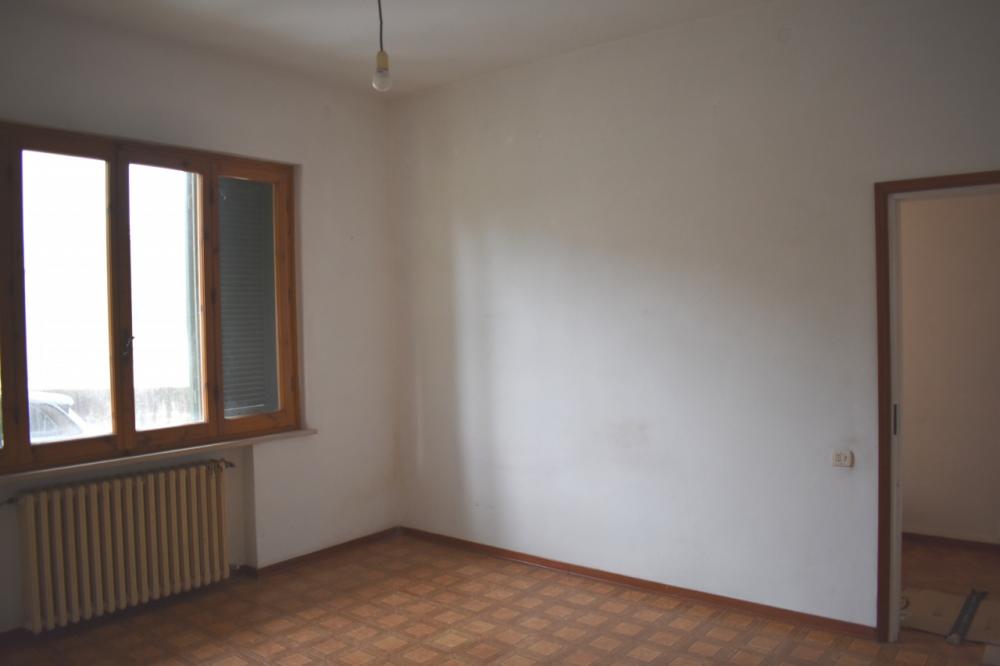 intera palazzina in vendita a Gambassi Terme