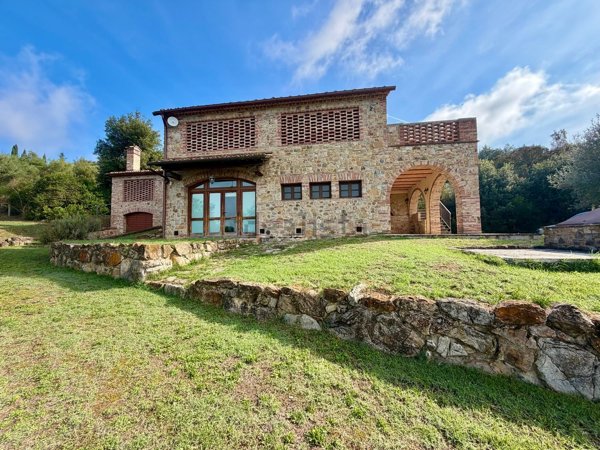 casa indipendente in vendita a Gambassi Terme
