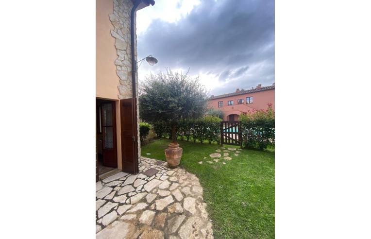 appartamento in vendita a Gambassi Terme in zona Montignoso