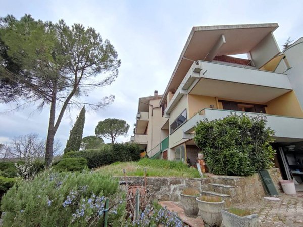 casa indipendente in vendita a Greve in Chianti in zona Santa Cristina