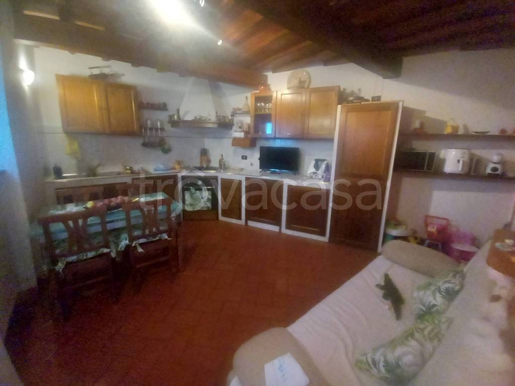 appartamento in vendita a Greve in Chianti in zona Chiocchio